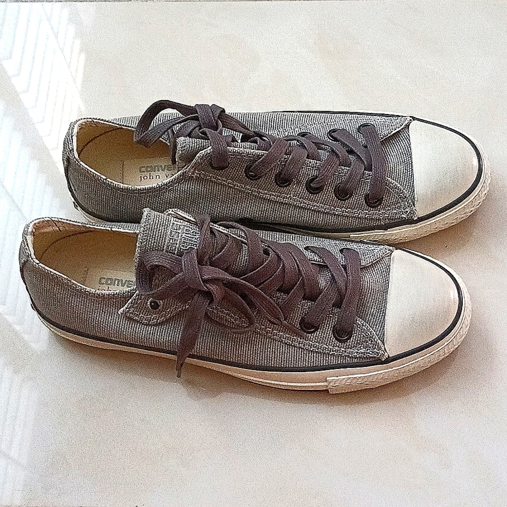 Converse x john varvatos Ox Frost Gray mens 6 womens 8 shoes